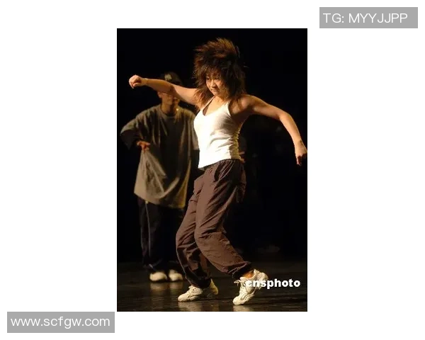 深圳街舞队与上海街舞队赛后技术分析与表现对比探讨